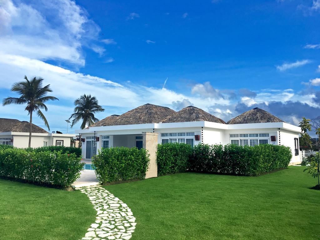 Ocean Village Deluxe Resort and Spa