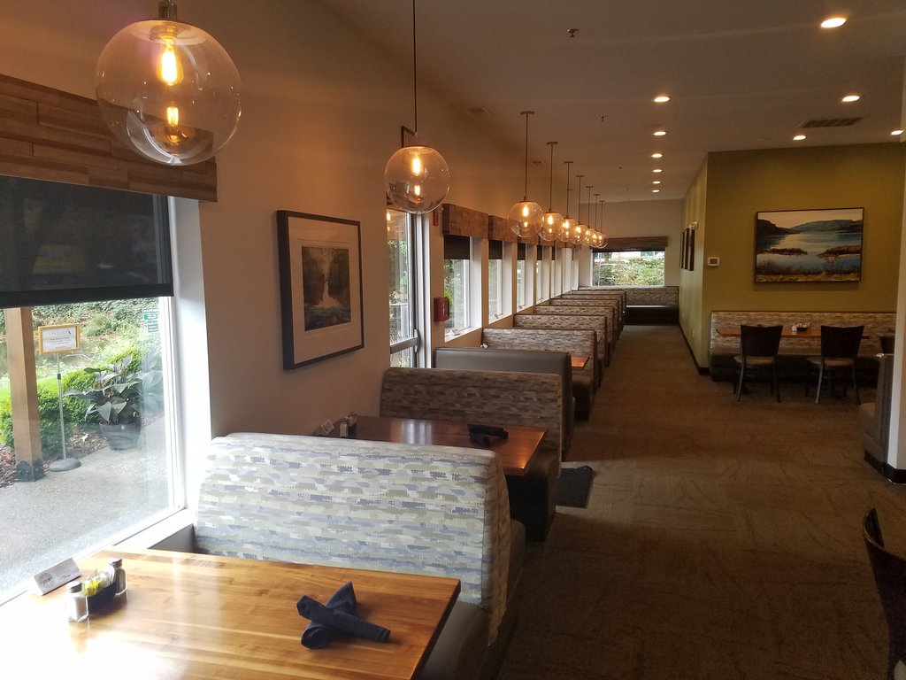 Radisson Hotel Portland Airport