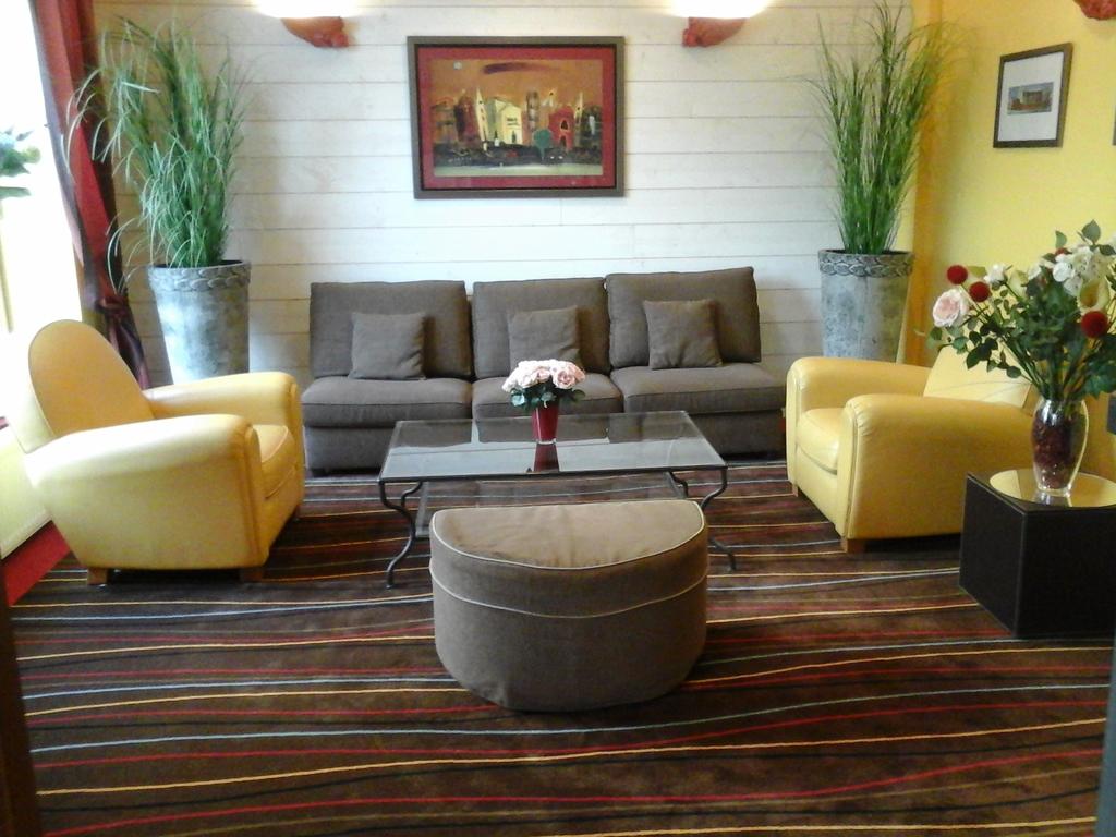 Hotel Carmin