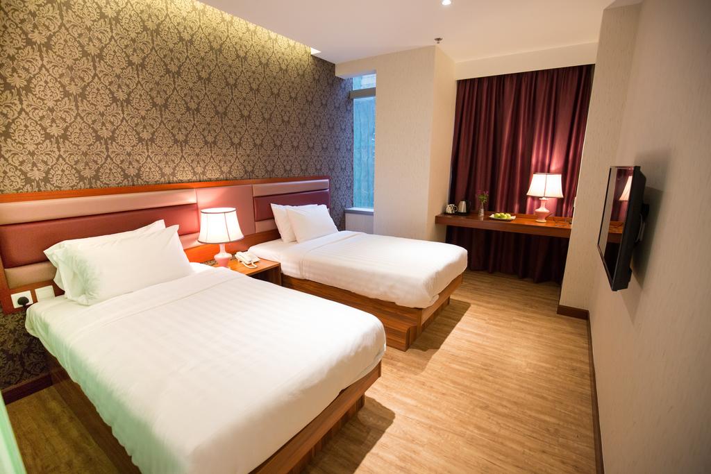 Metro Winner Hotel