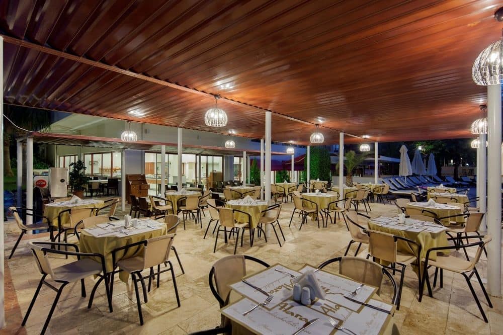 Alara Kum Hotel