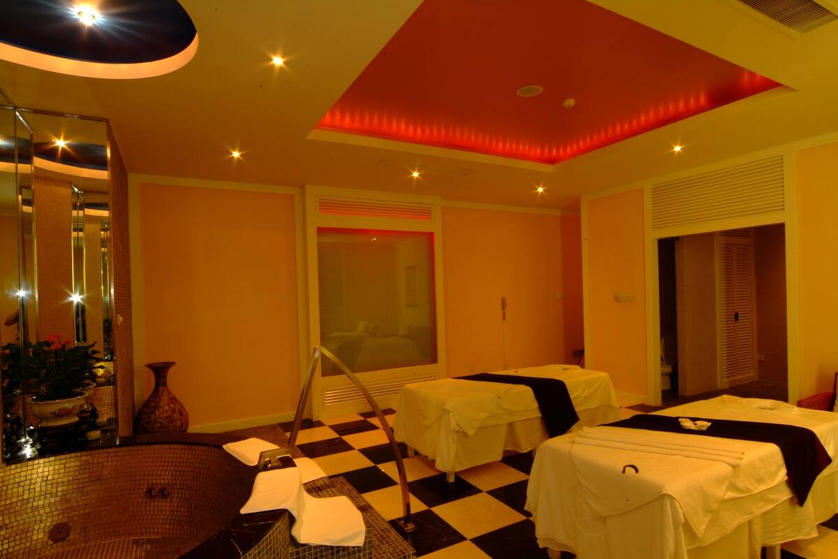 Xincheng Hotel