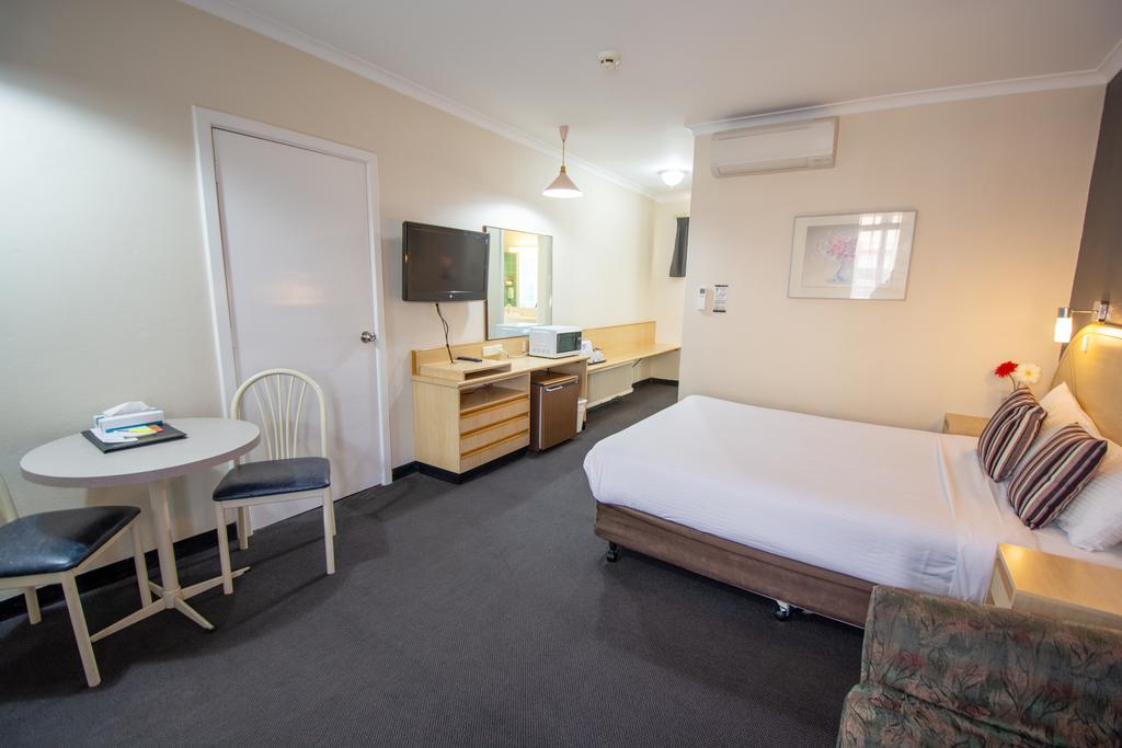 The Midcity Motor Lodge