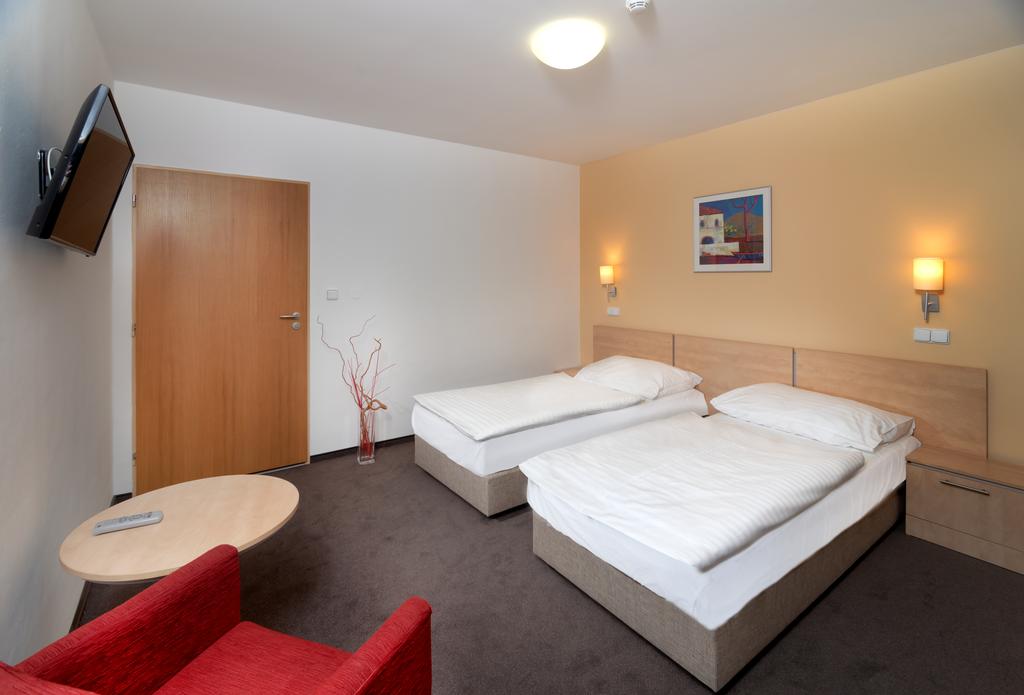 Hotel Chvalska Tvrz