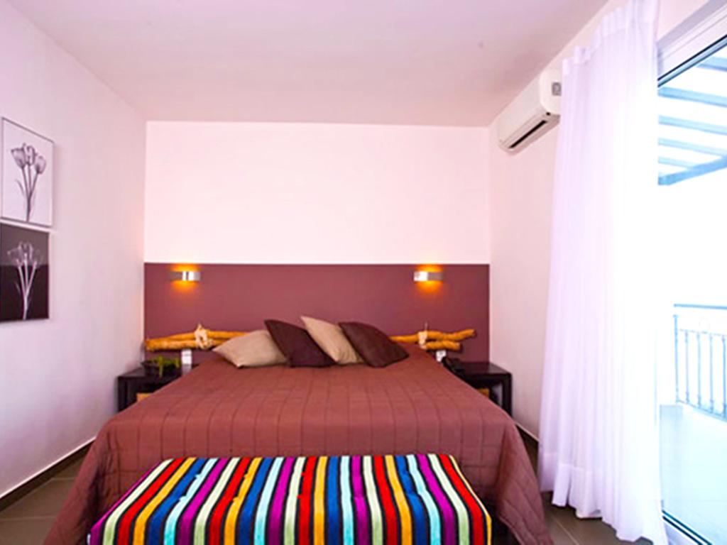Pantokrator Hotel
