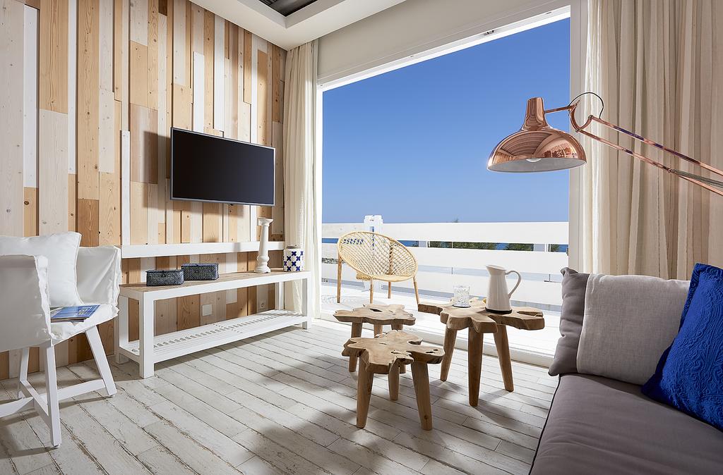 Artemis Seaside Resort (Formerly Artemis Deluxe Rooms)