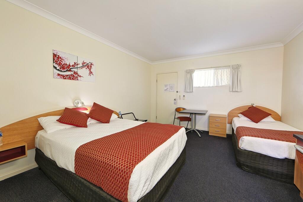 Best Western Boulevard Lodge