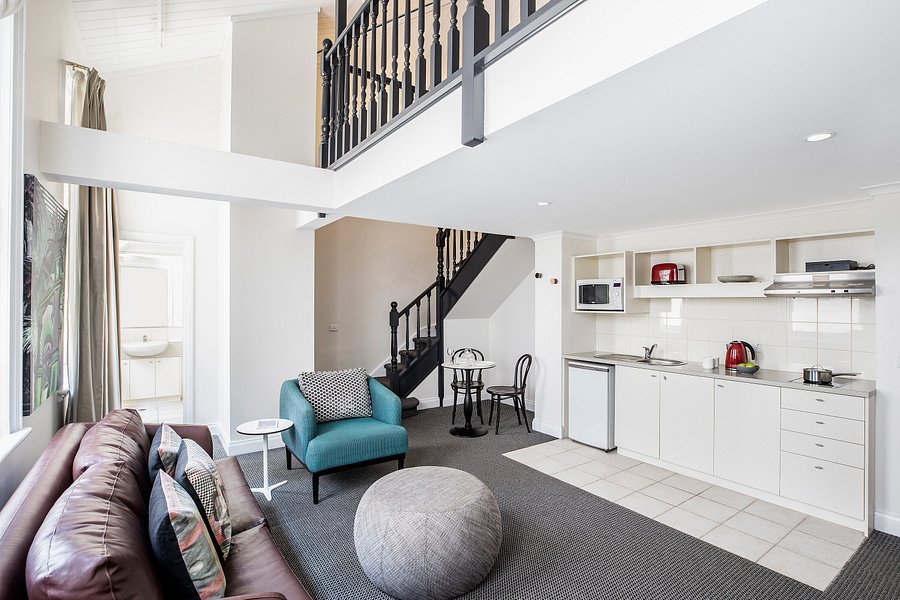 Quality Apartments Melbourne Central (Formerly Mantra City Central)