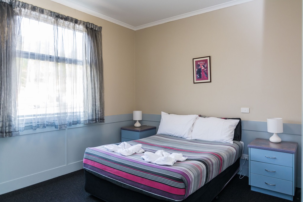 The Merimbula Lakeview Hotel