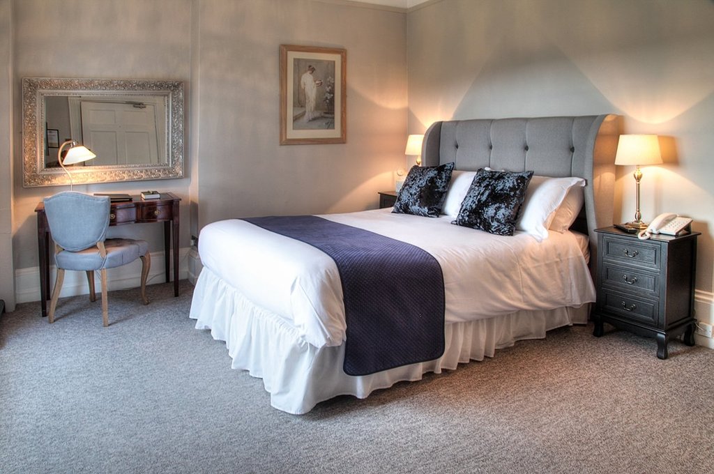 Glewstone Court Country House Hotel