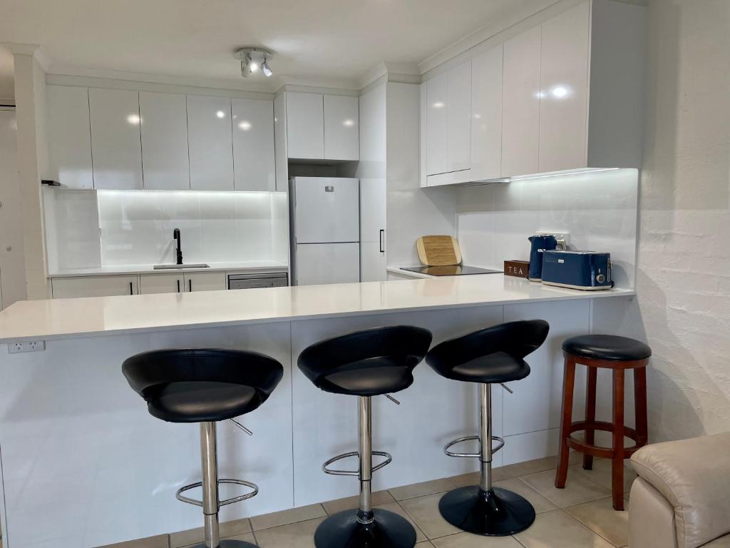 Burleigh Palms Apartments