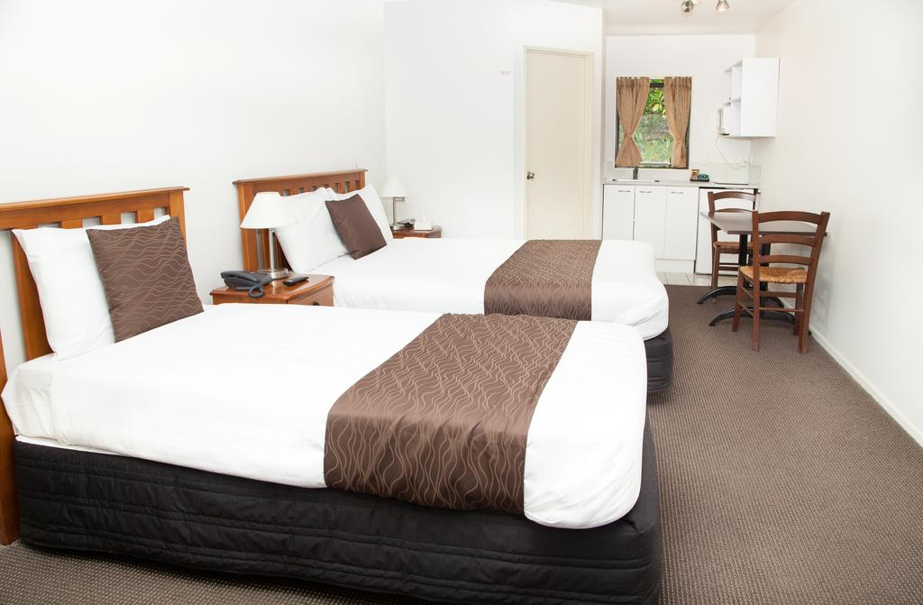 Oaktree Motel