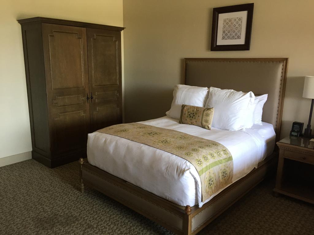 Ponte Vineyard Inn