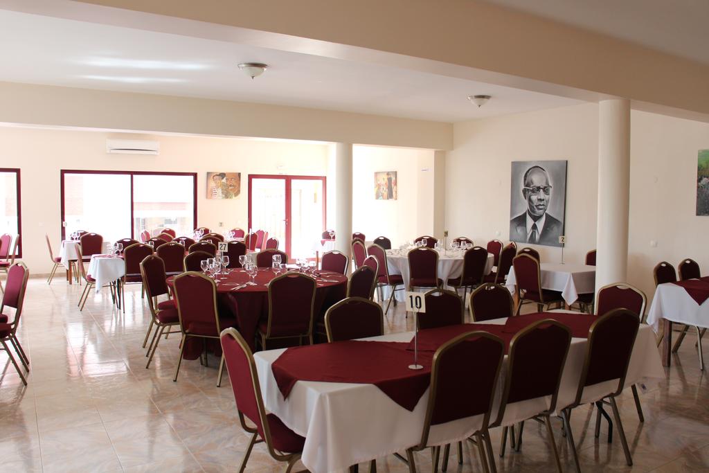 Hotel Santos Pina