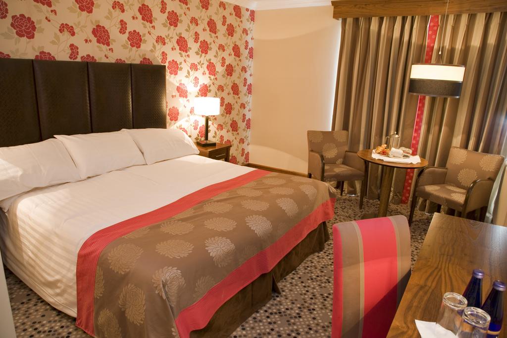 Greenhills Hotel