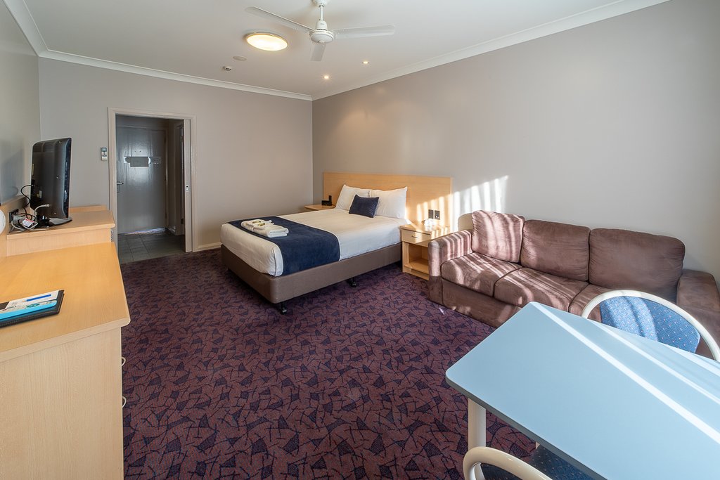 Albert Motel