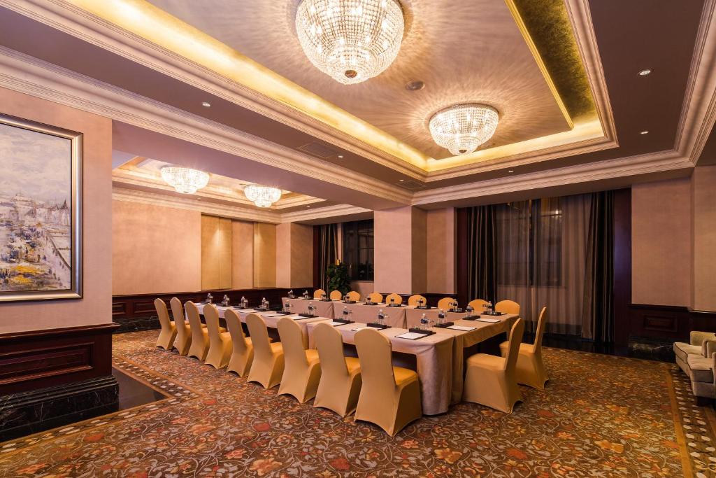 Intercontinental Shanghai Ruijin