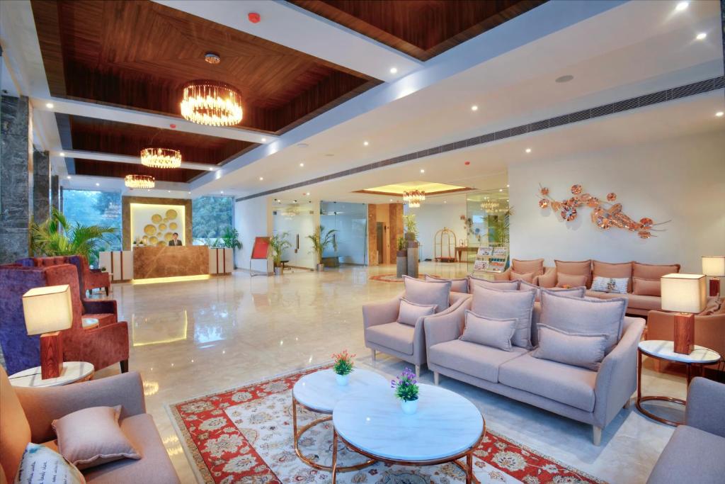 Hotel Royale Regent