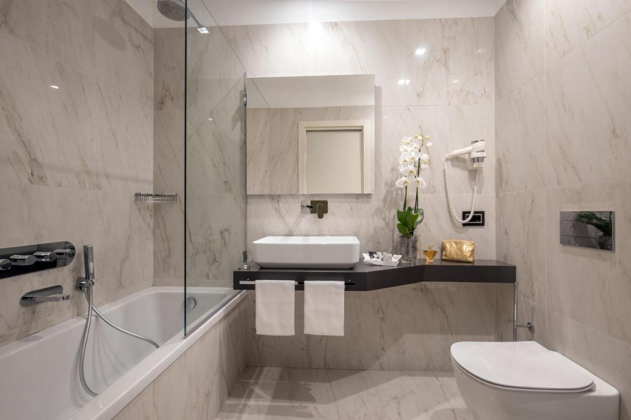 Gioberti Art Hotel