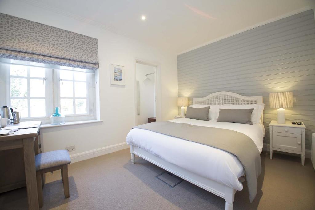 Holm House Hotel