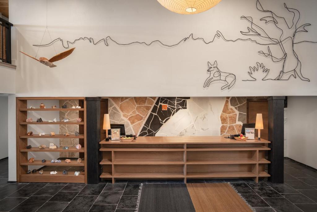 Pronghorn Resort