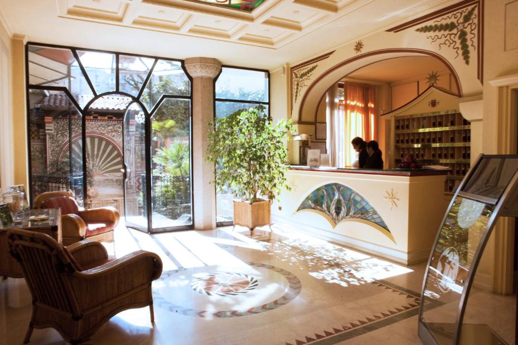 IH Hotels Milano Regency