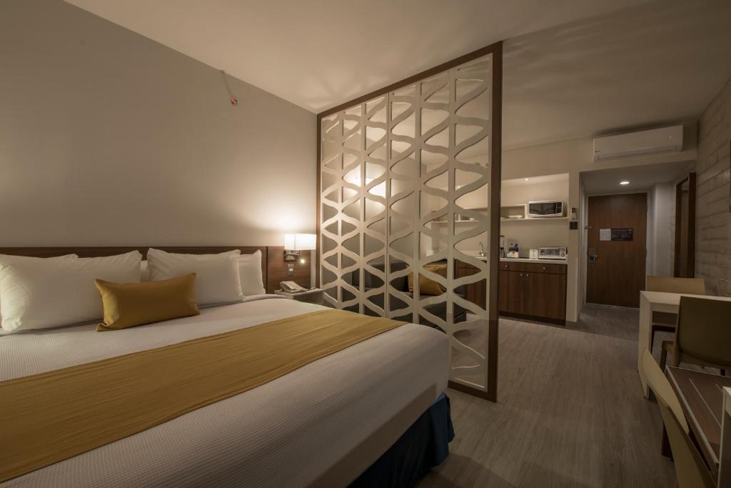 Microtel Irapuato By Wyndham