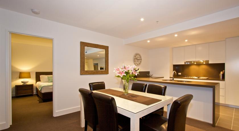 Kirra Surf Apartments