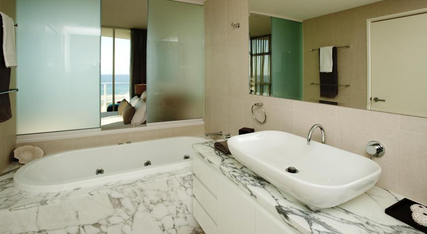 Kirra Surf Apartments