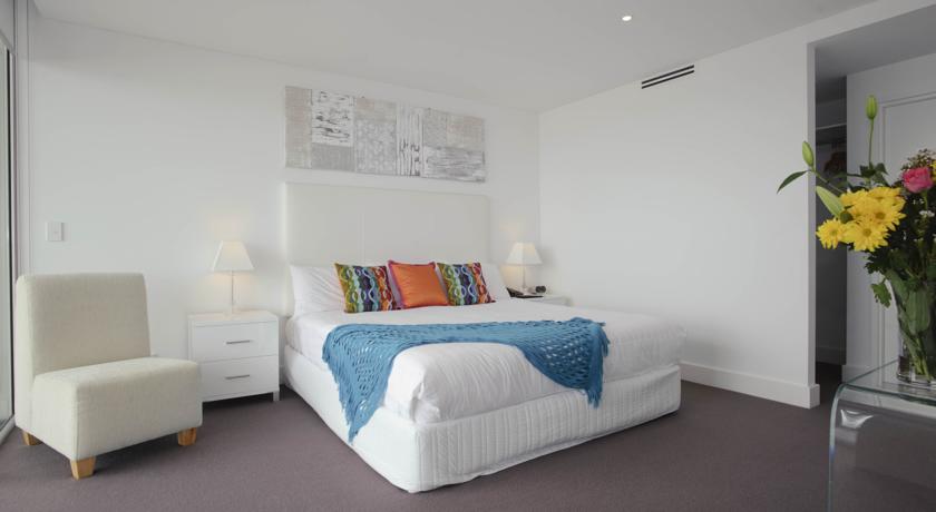 Kirra Surf Apartments