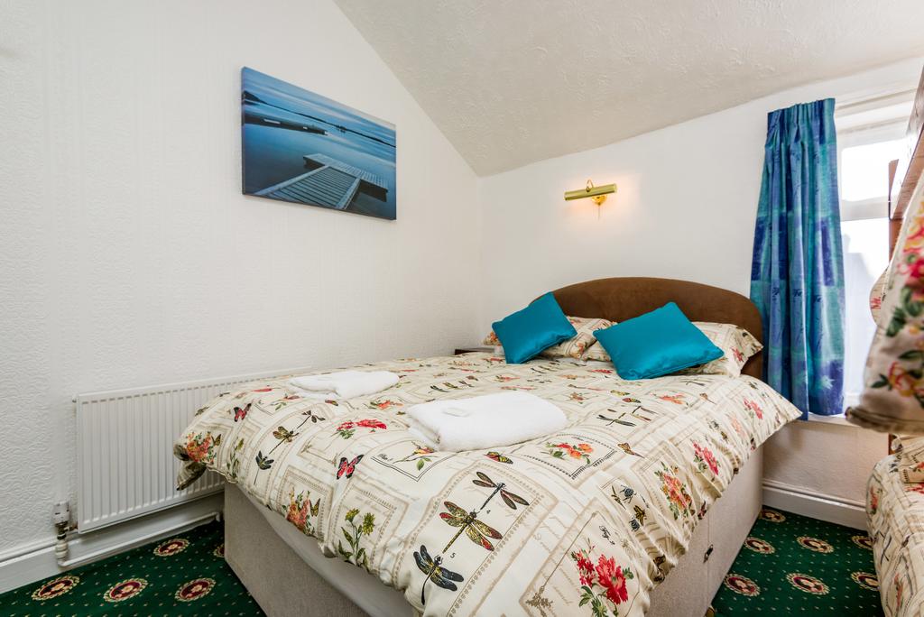The Holmeleigh Hotel - Guest house