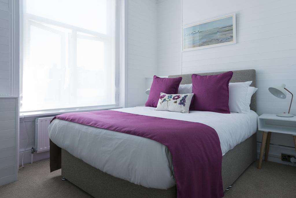 Brighton Marina House Hotel - B&B