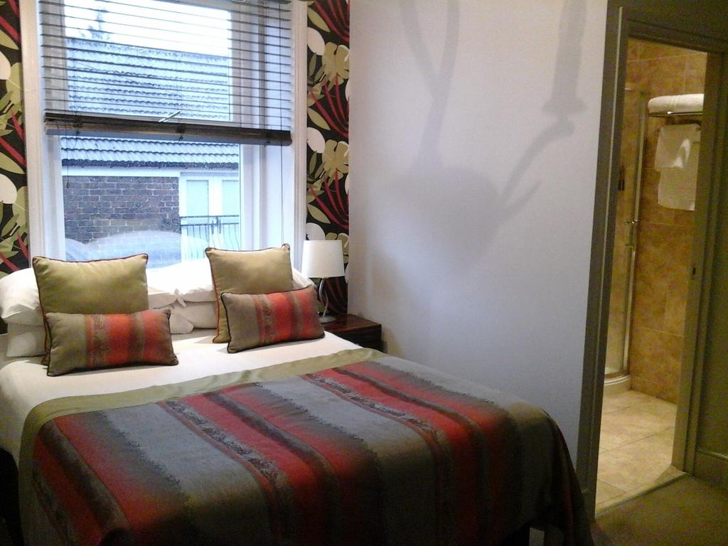 The Townhouse Hotel