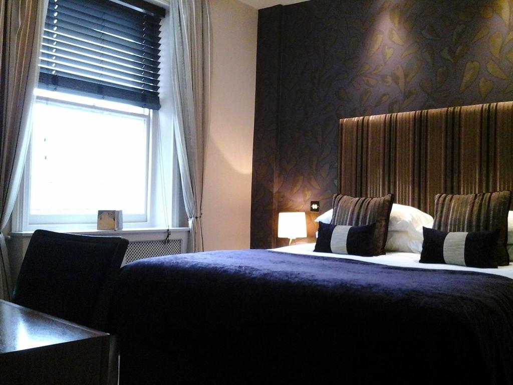 The Townhouse Hotel