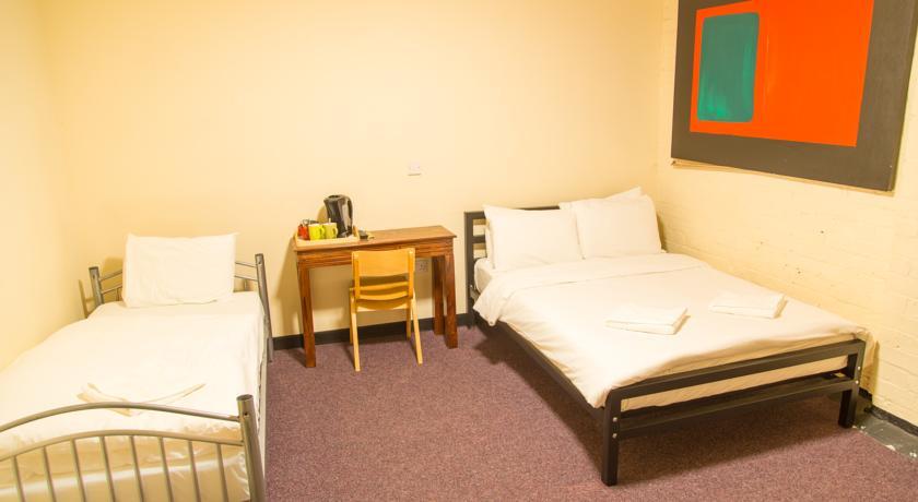 Victoria Warehouse Hotel