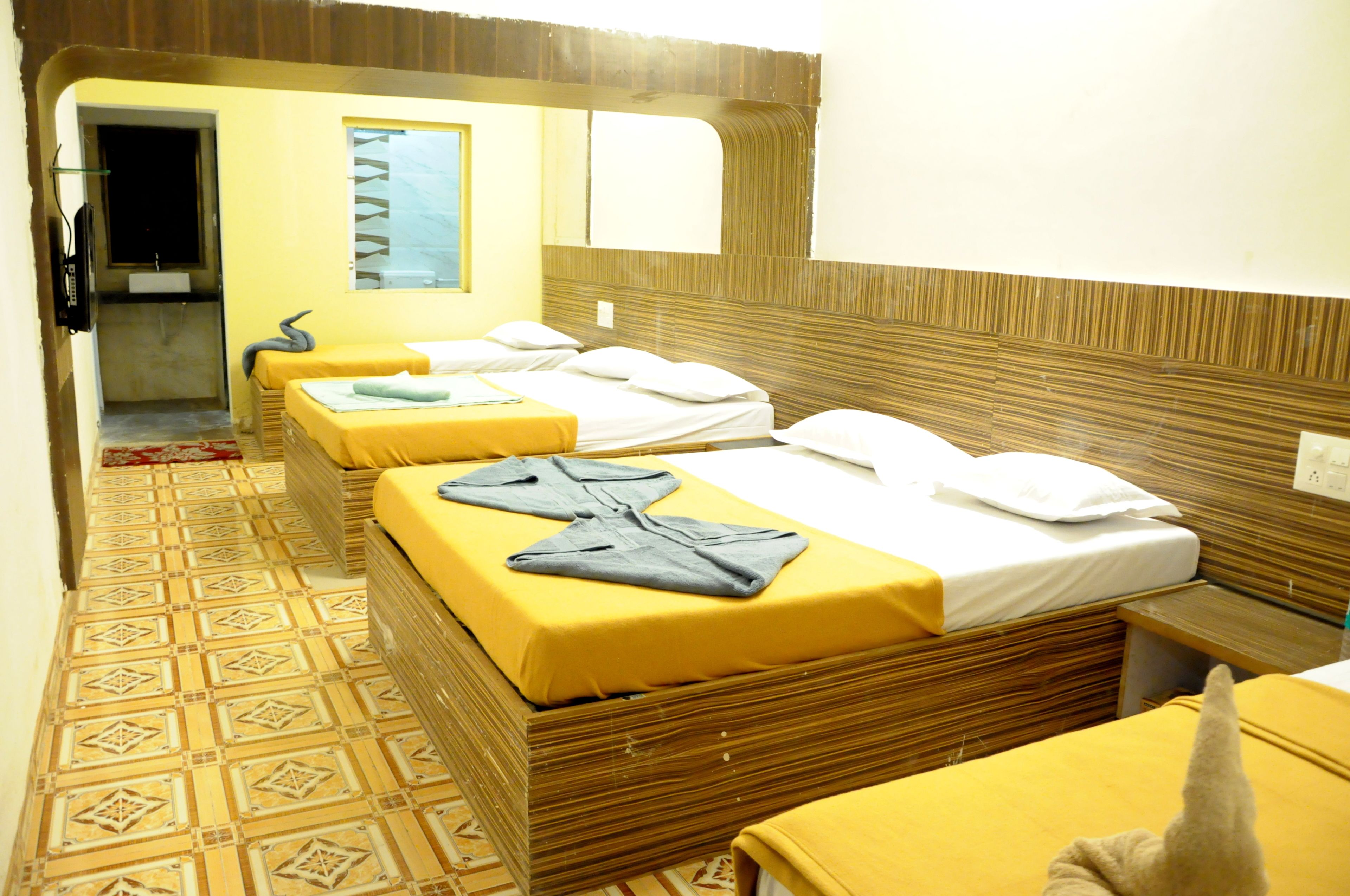 Hotel Malhar Palace
