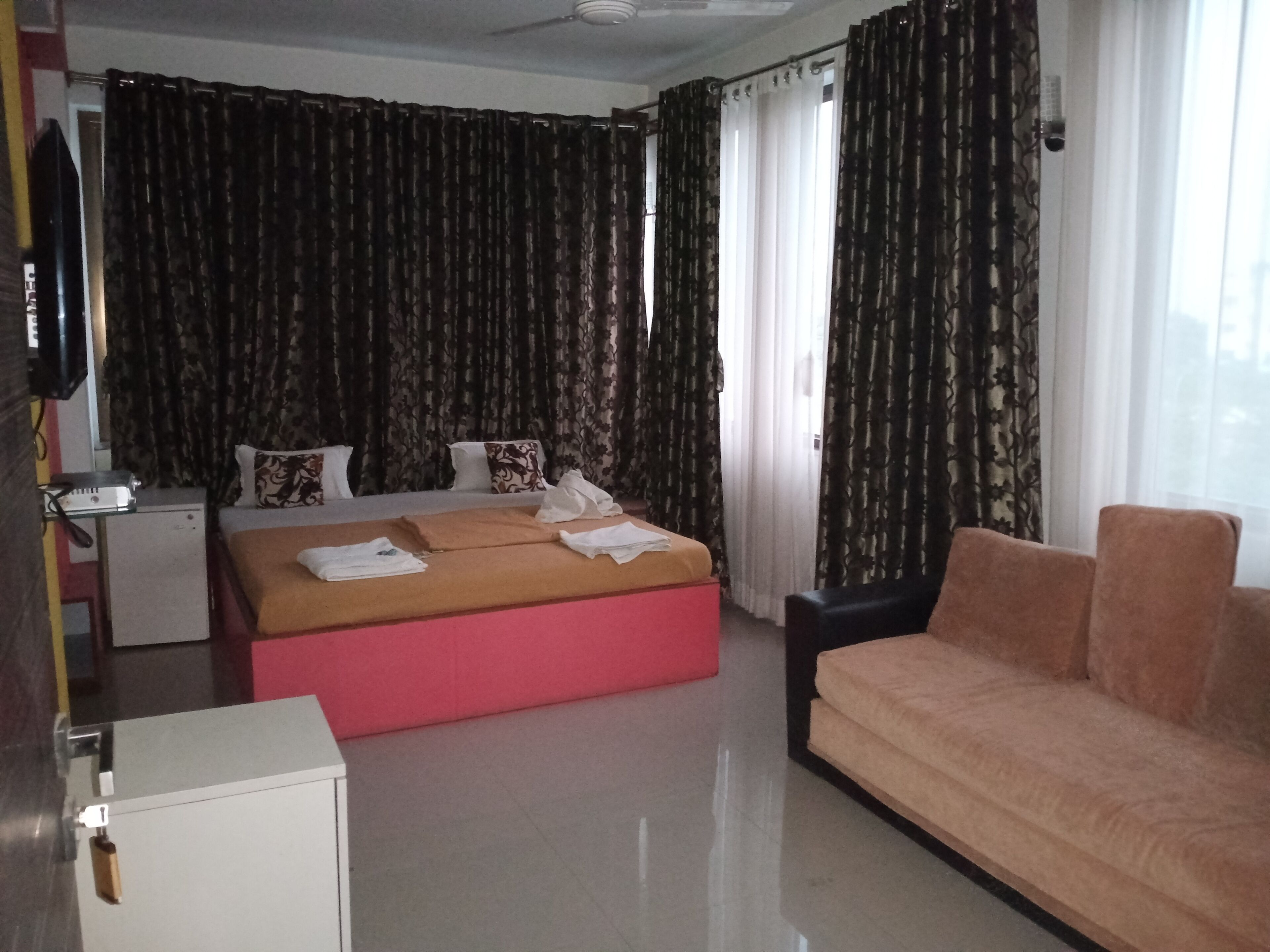 Hotel Malhar Palace