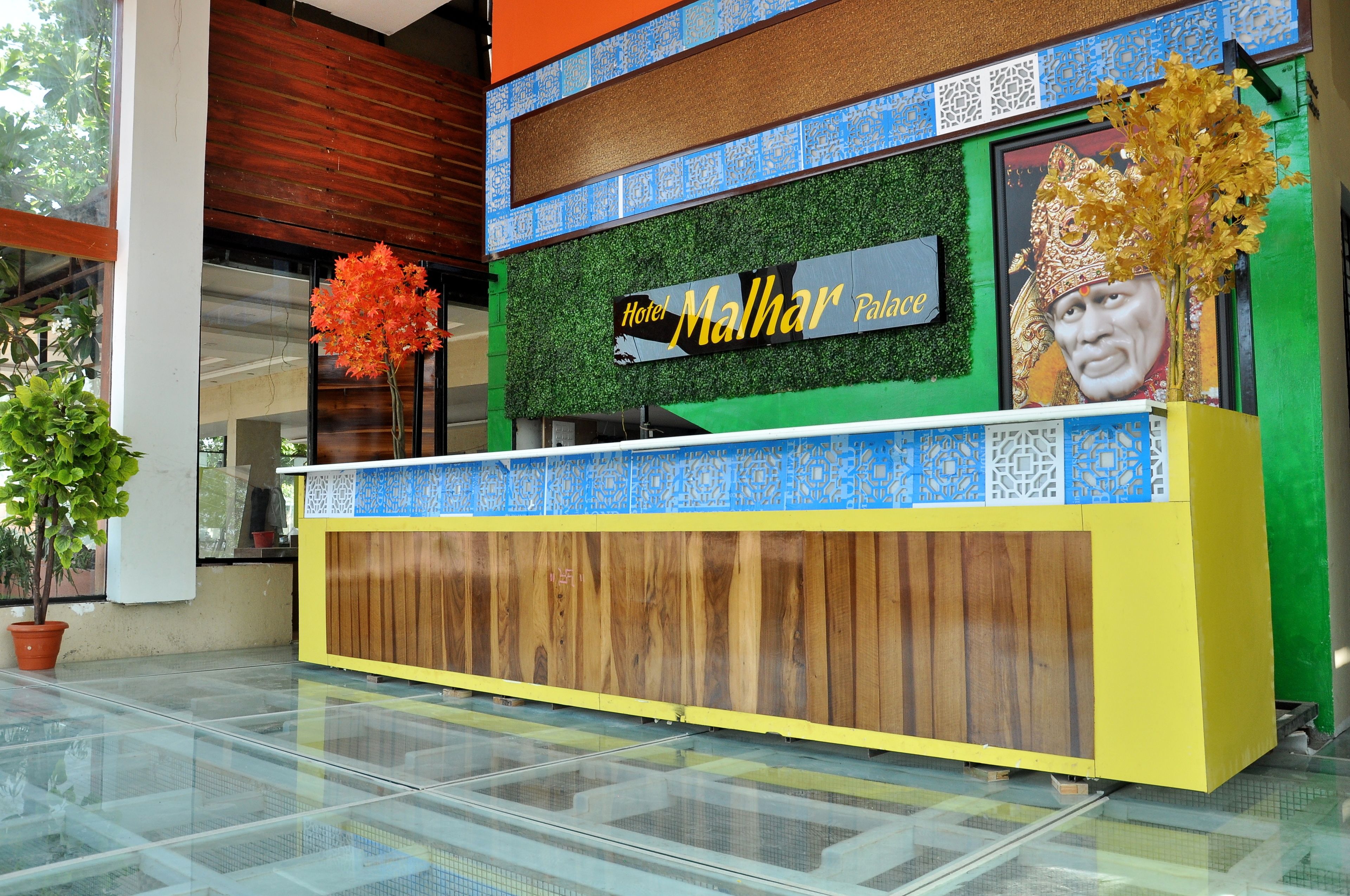 Hotel Malhar Palace