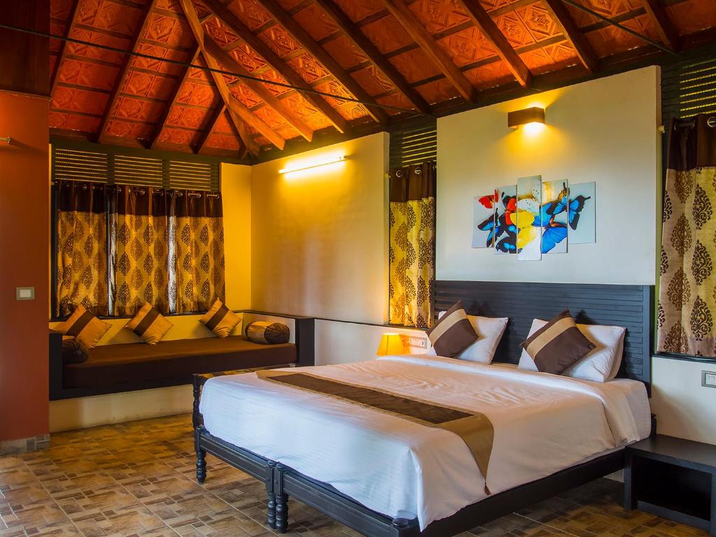 Edakkal Hermitage Resorts