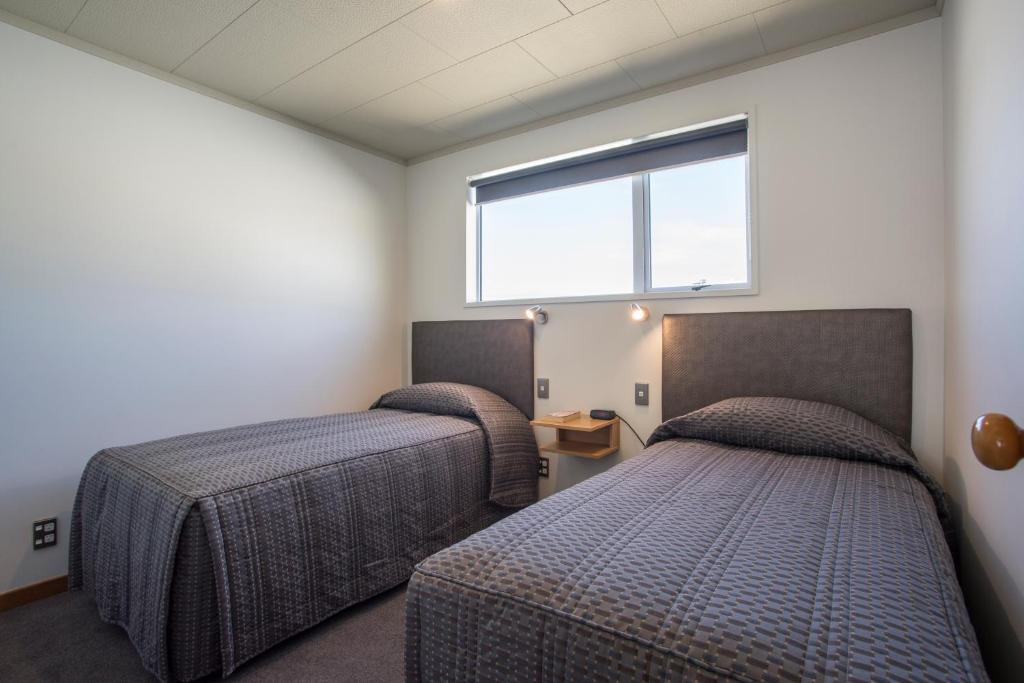 Dunedin Motel & Villas