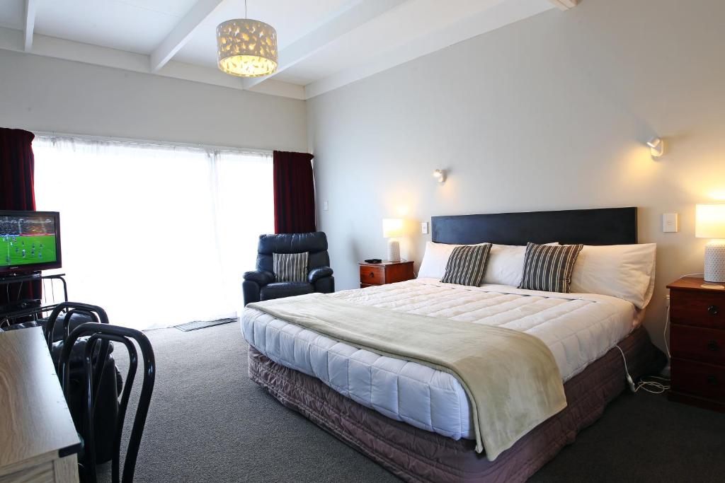 289 Midway Motel