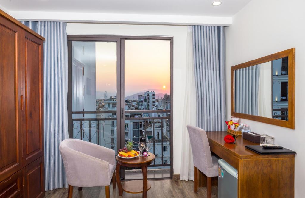 Royal Charm Hotel