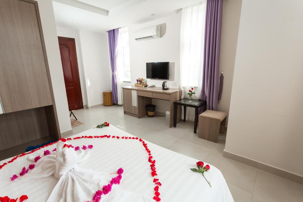 Blue Sky Phu Quoc Hotel
