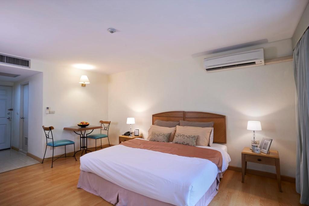 Ravipha Residences