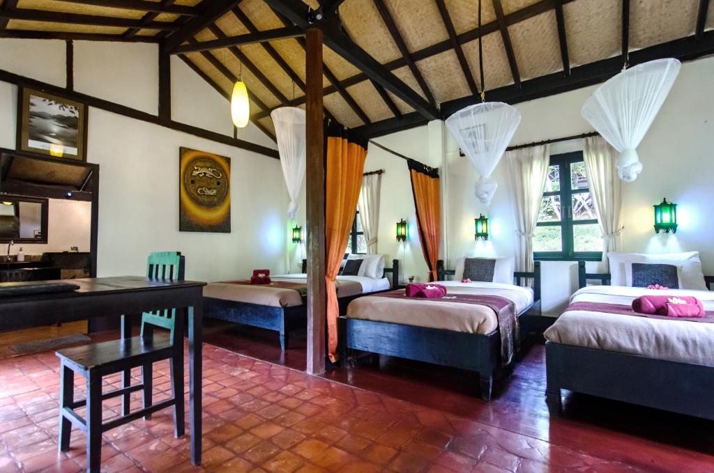 Hillside - Nature Lifestyle Lodge