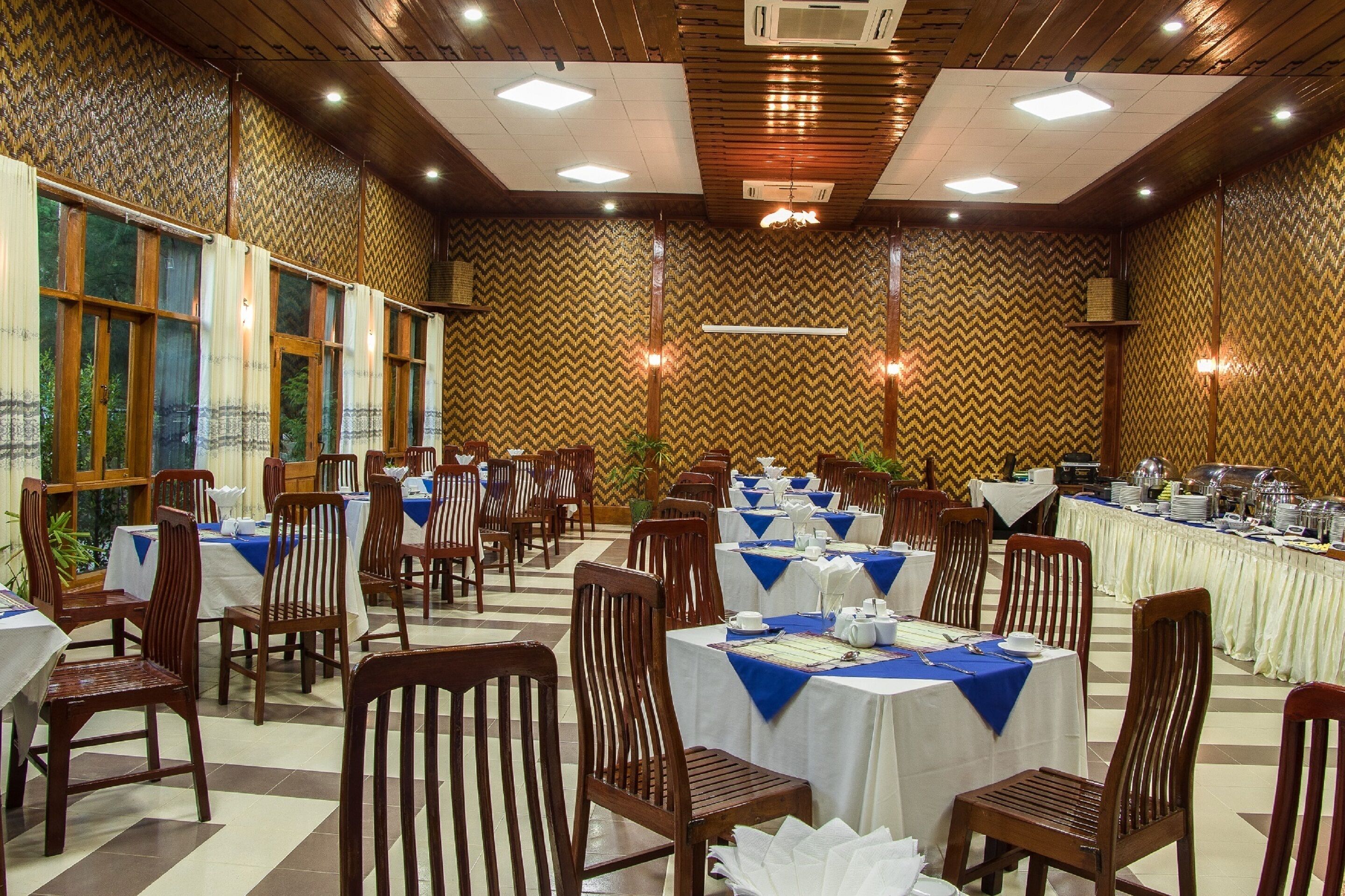 Ruby True Hotel