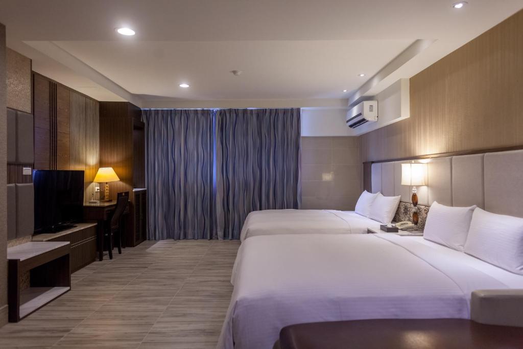 Maple Hotel