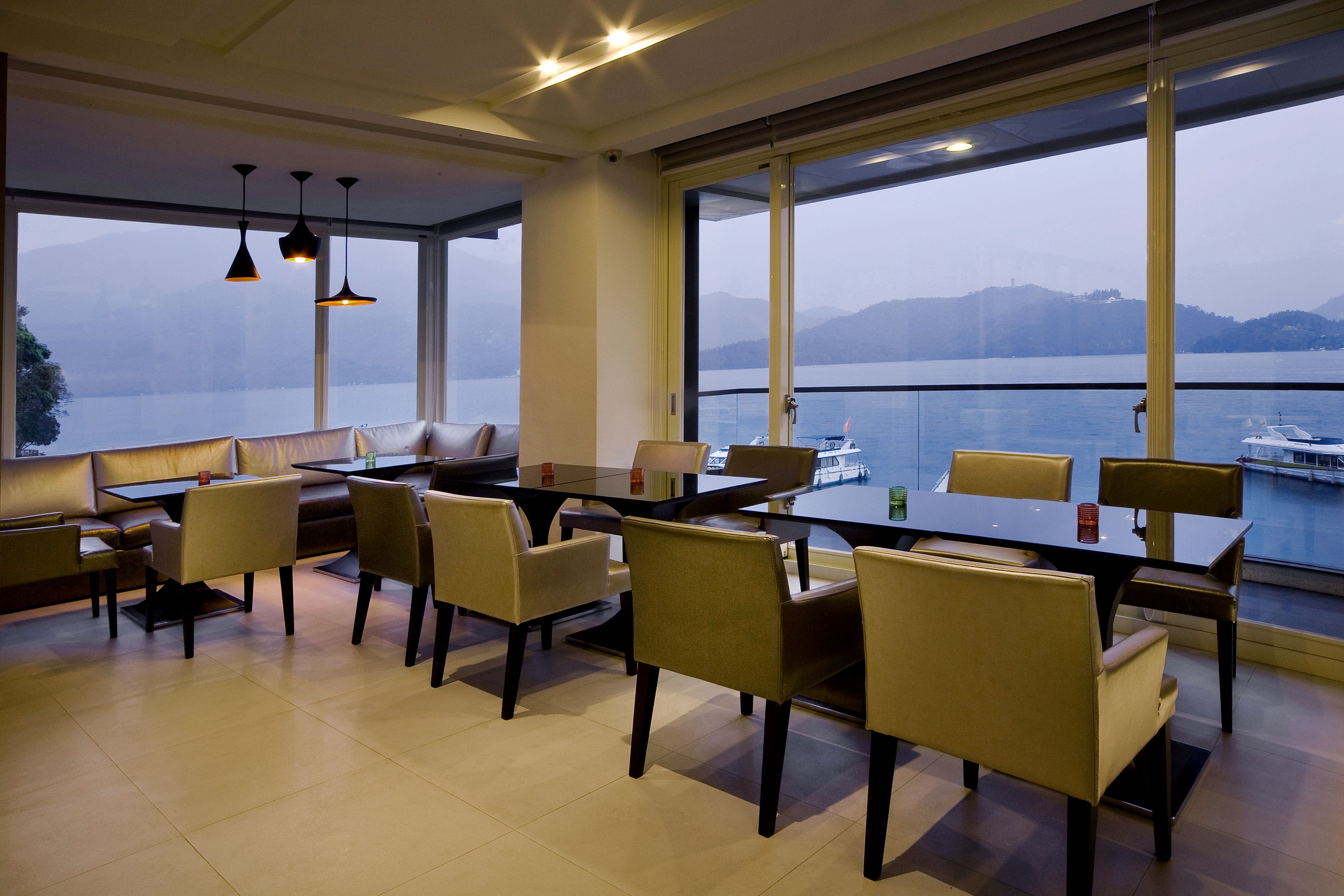 SPA HOME Sun Moon Lake Luxury Lakeside Hotel