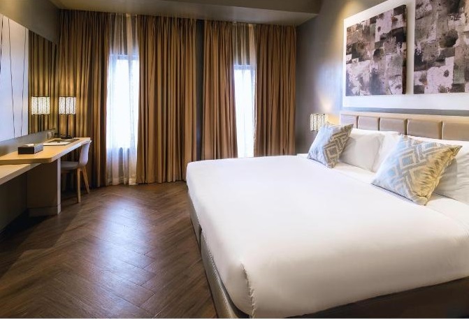 Summit Hotel Greenhills
