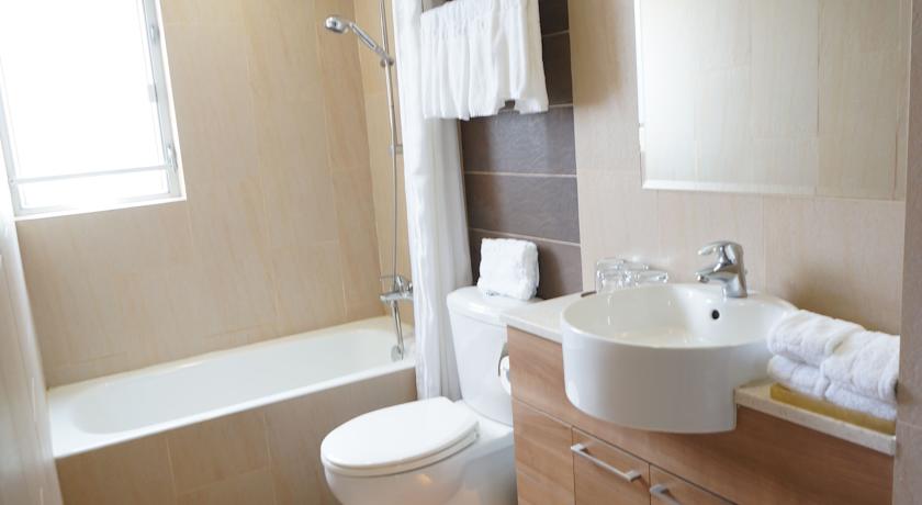 H1 Hotel (Formerly Longhand Hotel)
